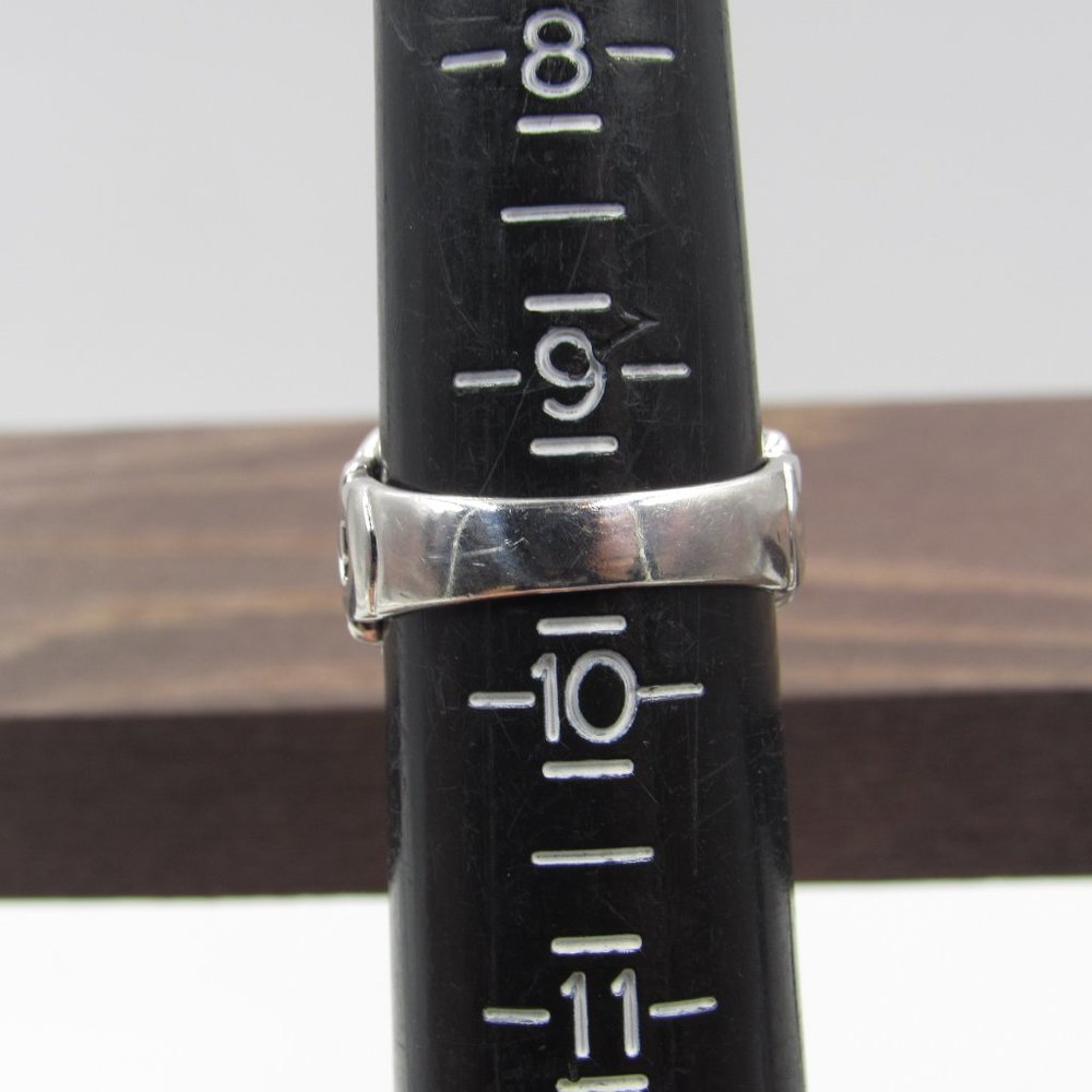 Size 9.5 Sterling Silver Stylish Cutout Band Ring - Picture 5 of 7